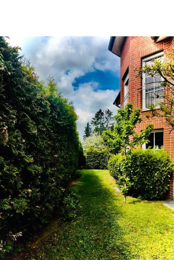 Großes 5 Zimmer Apartment bei Hannover Exterior foto